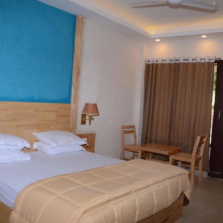 Coconhuts Beach Resort Lakshmanpur Εξωτερικό φωτογραφία